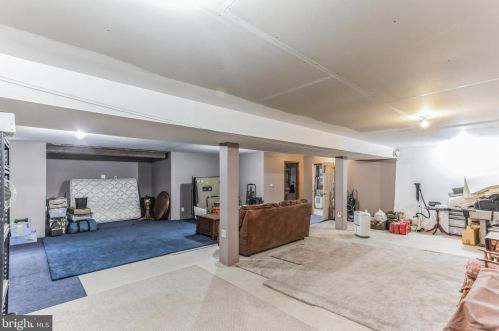 318 Commissioners Pike, Pilesgrove NJ 08098-2035 exterior