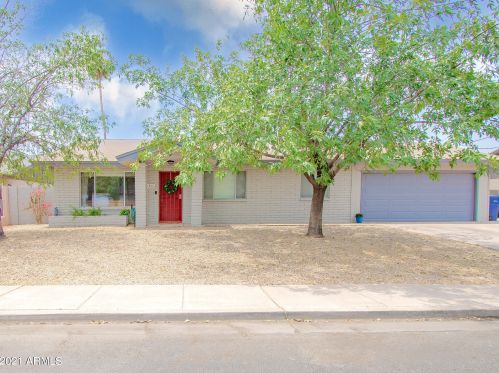 921 Garnet Ave, Mesa, AZ 85204-5808