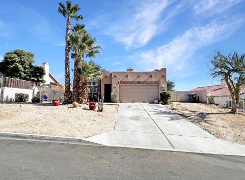 12928 Agua Cayendo Rd, Desert Hot Springs, CA 92240-4702