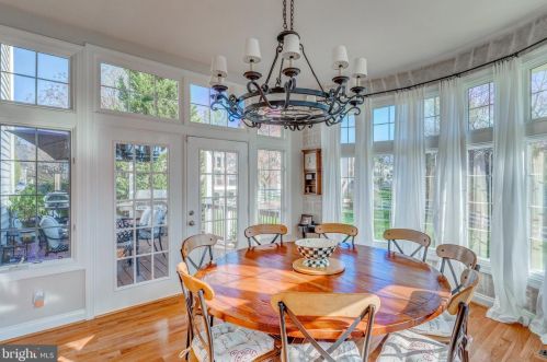 18292 St Georges Ct, Leesburg VA  20176-7421 exterior