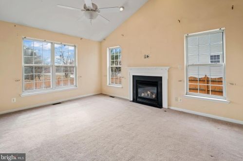 2 Ethan Ter, Swedesboro NJ  08085-4035 exterior