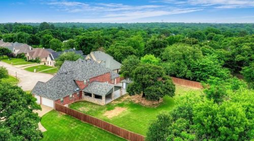 2104 Turtlecreek, Denison, TX 75020-7148