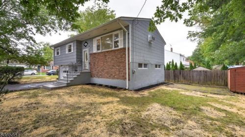 31 Midvale Ave, Lake Hiawatha NJ  07034-1008 exterior