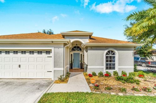 113 Saddle Trl, West Palm Beach, FL 33411-8288