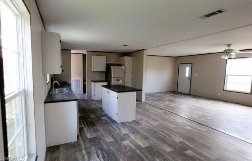 8816 Hampshire Ave, Arcadia FL 34269-3409 exterior