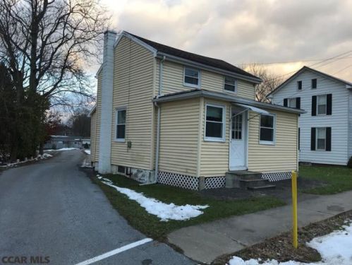 411 Walnut St, Howard, PA 16841-2206