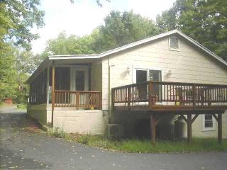 121 Galligan Rd, Godeffroy, NY 12729-5003