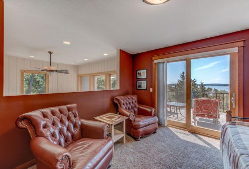 7 Birkmose Park, Hudson WI  54016-2286 exterior