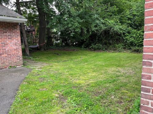 280 Priscilla St, Bridgeport CT  06610-1416 exterior