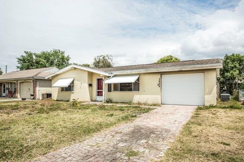 3924 Endicott Dr, New Port Richey, FL 34652-5703