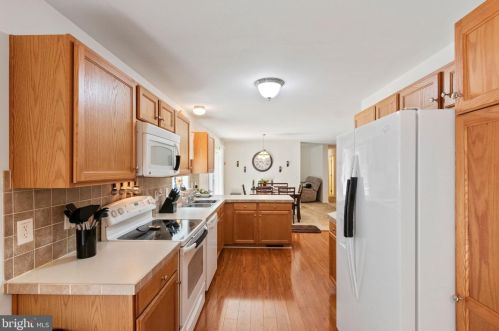 182 Beacon Ct, Montross VA  22520-4078 exterior