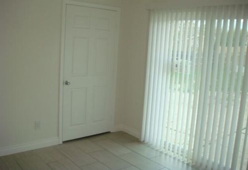 16401 Avenida Manzana, Desert Hot Springs CA  92240-7268 exterior