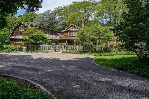 151 Royston Ln, Muttontown, NY 11771-3301