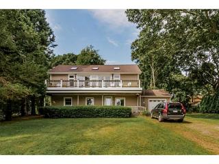41 Flintstone Rd, South Kingstown, RI 02882-4316