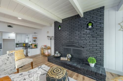 10308 Park St, Bellflower CA  90706-6029 exterior