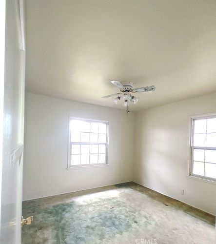 6527 Turnergrove Dr, Lakewood CA  90713-2707 exterior