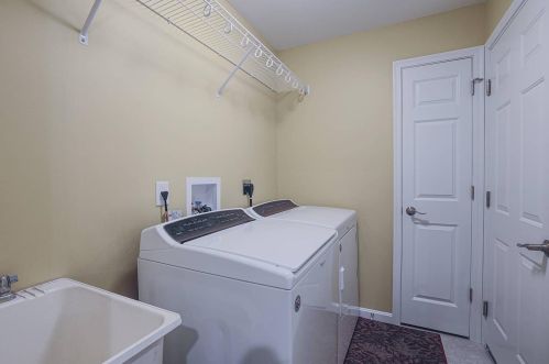 4620 Stablehand Dr, Stonelick OH  45103-9205 exterior