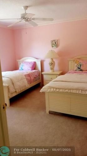 6910 Royal Palm Beach Blvd, West Palm Beach FL  33412-1860 exterior