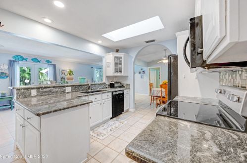 221 Degan Pl, Sebastian FL  32958-4509 exterior