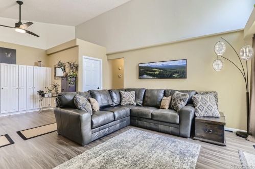 3702 Espana Way, Denver CO 80013-3915 exterior