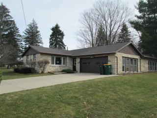 9720 Arrowhead Shores Rd, Edgerton, WI 53534-8976
