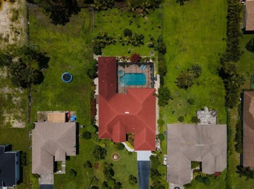 3230 29th Ave, Naples, FL 34117-8400