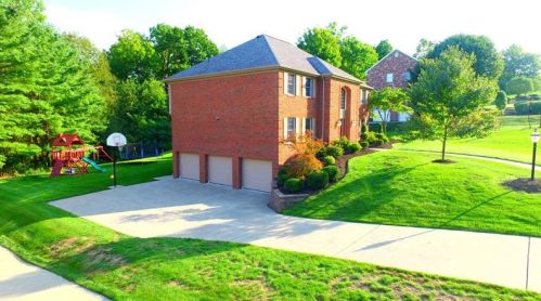 113 Brandywine Dr, Canonsburg, PA 15317-3655