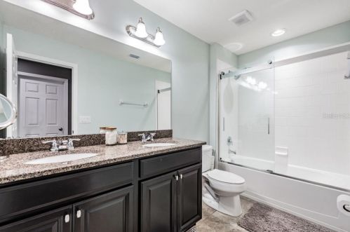 1606 Feather Grass Loop, Lutz FL  33558-2804 exterior