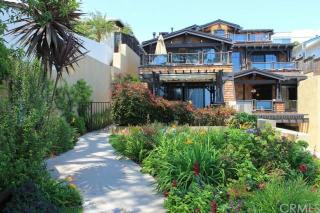 574 Cliff Dr, Laguna Beach CA  92651-1405 exterior
