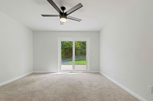 30669 Southern Cross Rd, Temecula CA  92592-3249 exterior