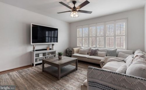 7007 Cedar Crest Dr, Fredericksburg VA  22407-8545 exterior