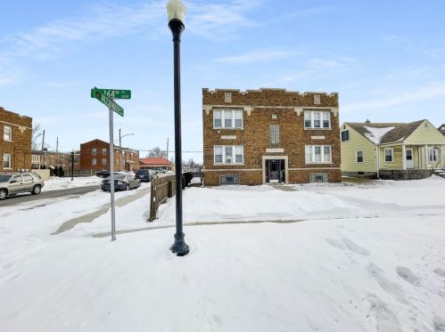 2650 164th Pl, Hammond, IN 46323-1017