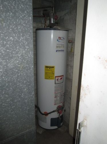 105 Mary Ann Dr, Glenshaw PA  15116-3031 exterior