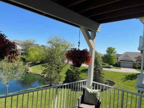 926 Waterpointe Ln, Covington KY  41018-3873 exterior