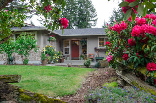 12502 145th St, Puyallup, WA 98374-3562
