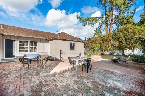 6554 Colbath Ave, Van Nuys CA  91401-1503 exterior