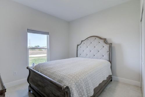 3065 5th Pl, Cape Coral FL  33904-3412 exterior