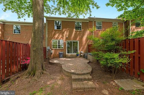 2792 Hyson Ln, Falls Church VA  22043-3522 exterior