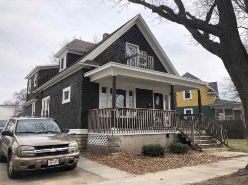 1491 Cedar St, Green Bay, WI 54302-1857