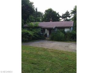 6614 Oakes Rd, Cleveland, OH 44141-2643