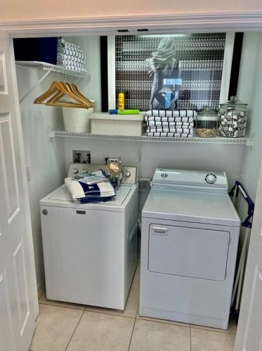 807 Lake Evalyn Dr, Kissimmee FL 34747-4804 exterior