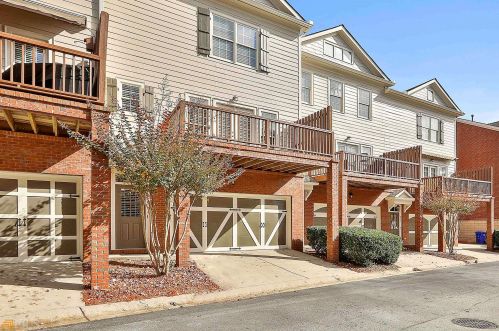 803 Lexington Vlg, Peachtree City GA  30269-6858 exterior