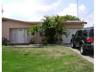6704 Ficus Dr, Hollywood, FL 33023-4926