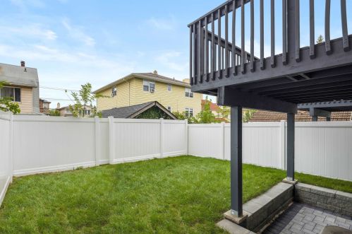 255 Wayne Ave, Cliffside Park NJ  07010-2608 exterior