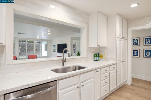 328 Glorietta Blvd, Orinda CA  94563-3204 exterior