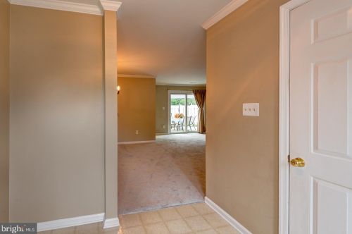 489 Cedar Hollow Dr, Yardley, PA 19067-6355