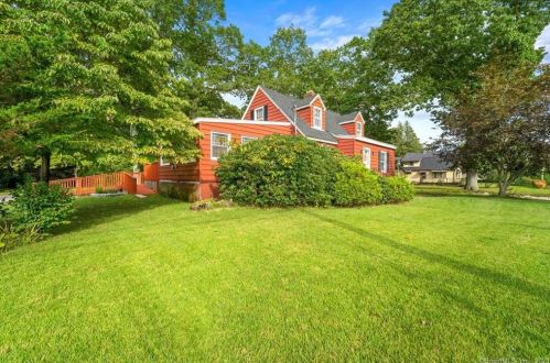 141 Rte 12, Norwich CT  06365-8335 exterior