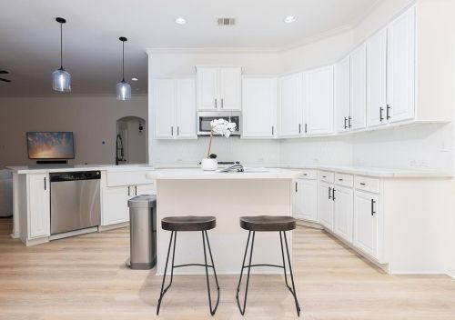 2022 Sunny Trail Dr, Georgetown TX  78626-7072 exterior