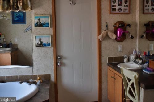 52 Country View Est, North Newton PA  17241-8749 exterior