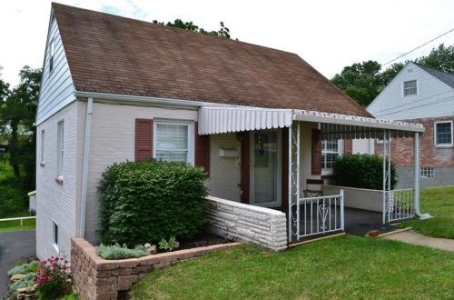 154 Demar Blvd, Canonsburg, PA 15317-2269